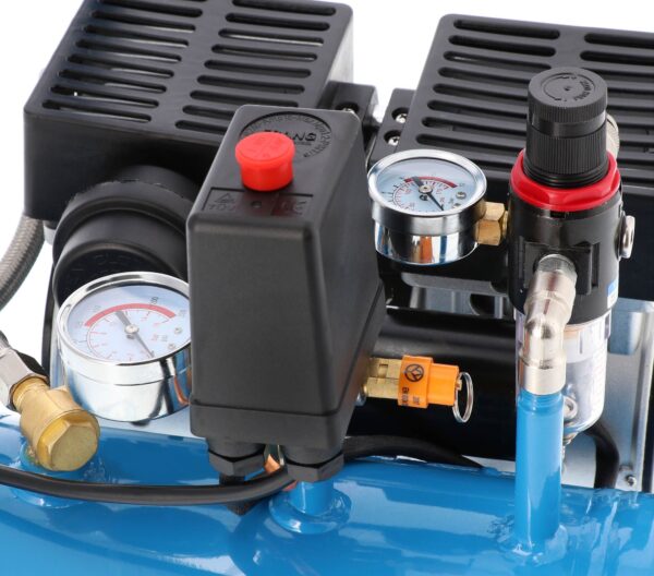 Compressor de ar silencioso sem óleo L 6-95 | 8 bar | 0,6 HP / 0,45 kW | 48 l/min | 5 L