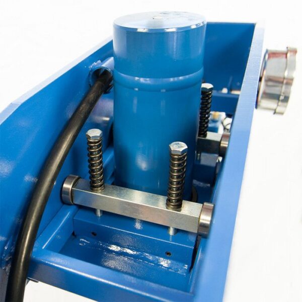 PRENSA HIDROPNEUMÁTICA 30 TONELADAS 10 POSIÇÕES 160 MM CURSO AIRPRESS