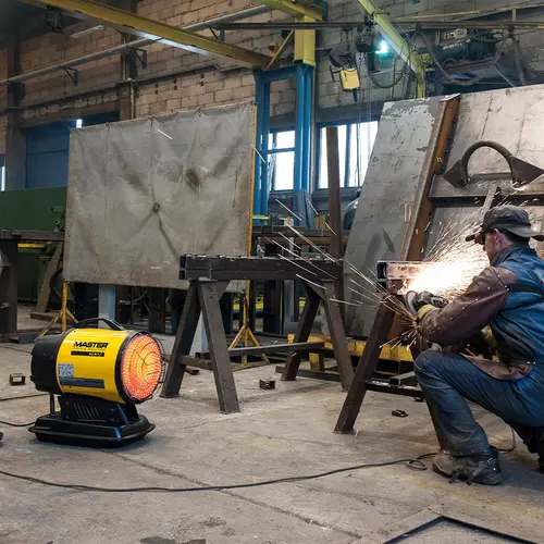 AQUECEDOR INFRAVERMELHO A GASÓLEO | MASTER | XL 61 | 17 KW | DANTHERM